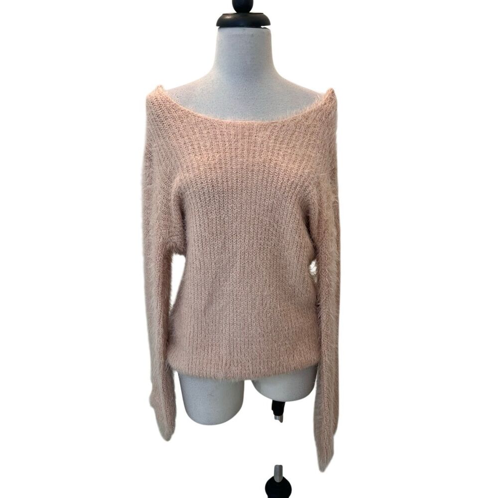 Hem & Thread Women's Fuzzy Eyelash Knit Twist Open Back Sweater Blush Small NWT